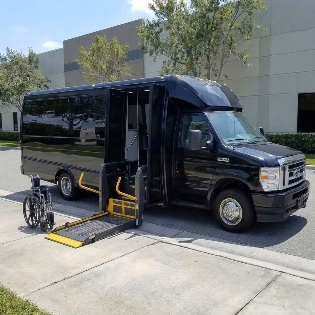 goshen 18 passenger minibus wheelchair lift