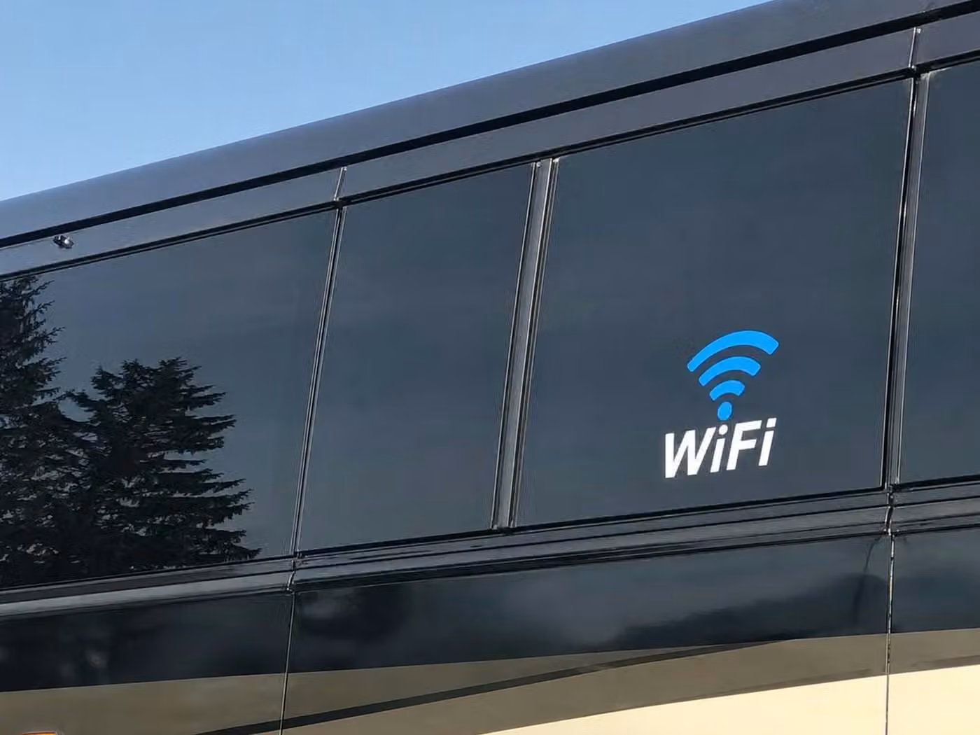 goshen 18 passenger minibus wifi
