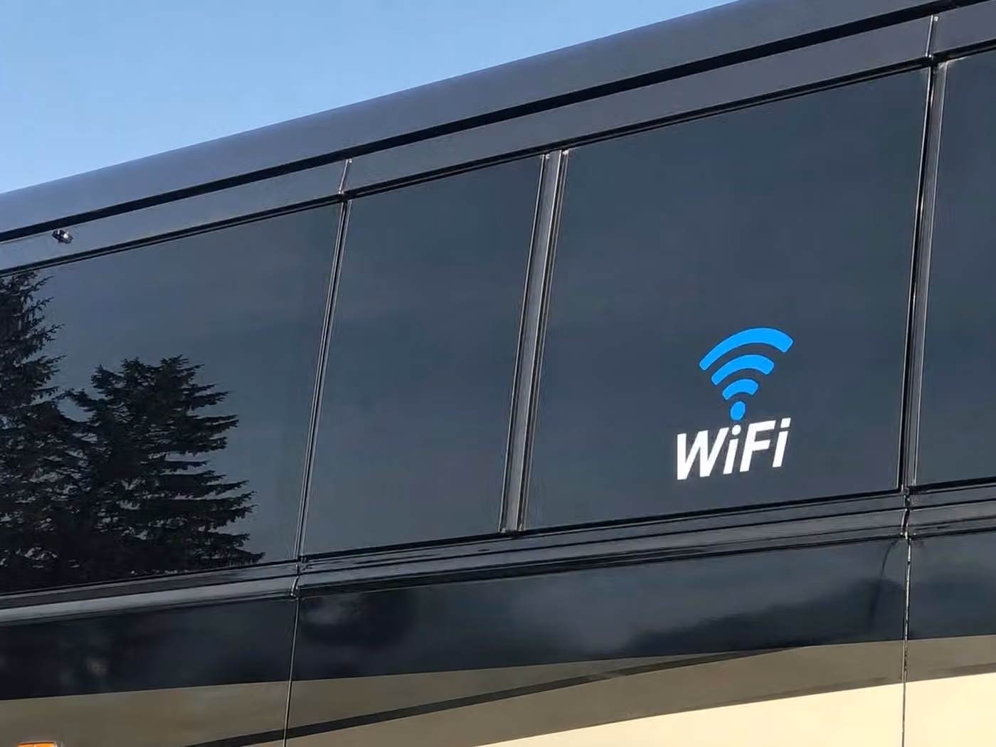 goshen 20 passenger minibus wifi