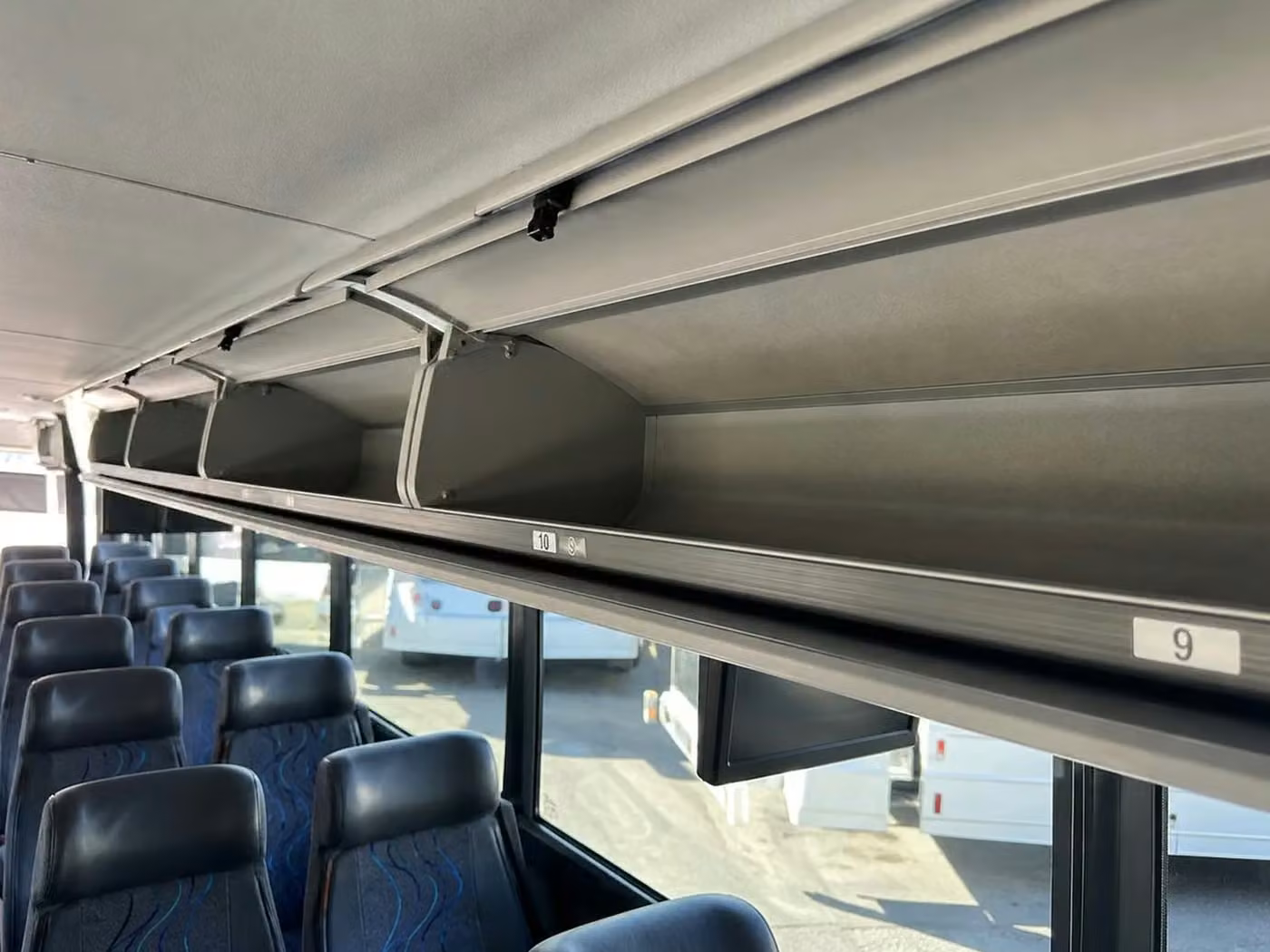 goshen 25 passenger minibus overhead storage