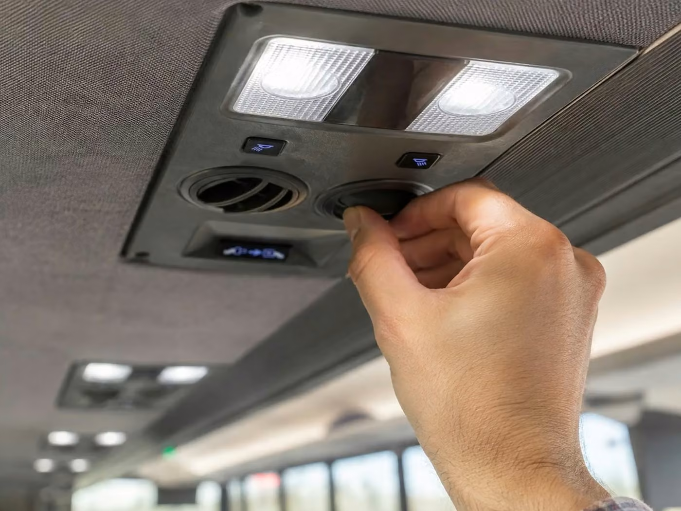 goshen 35 passenger minibus air conditioning