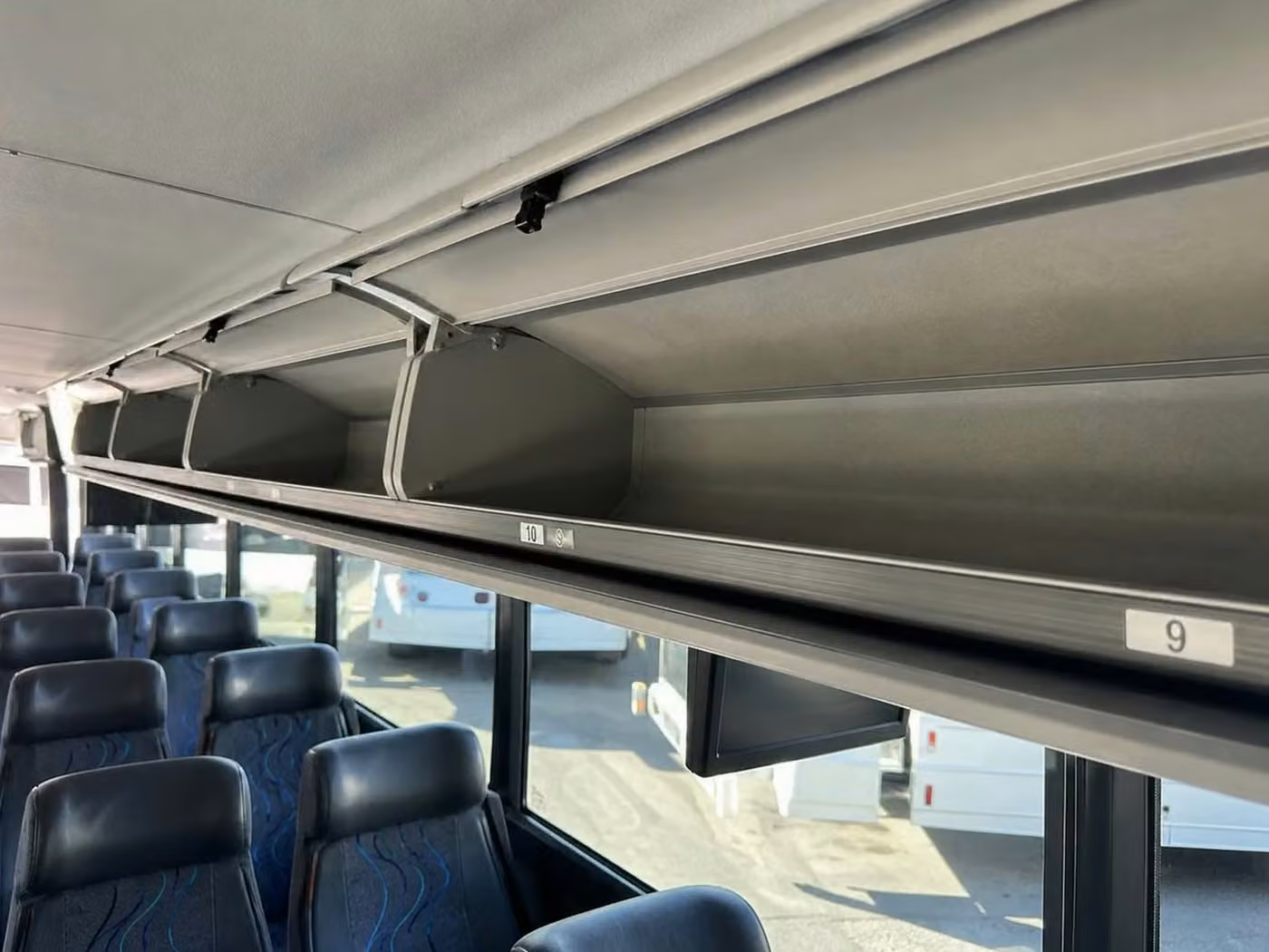 goshen 35 passenger minibus overhead storage