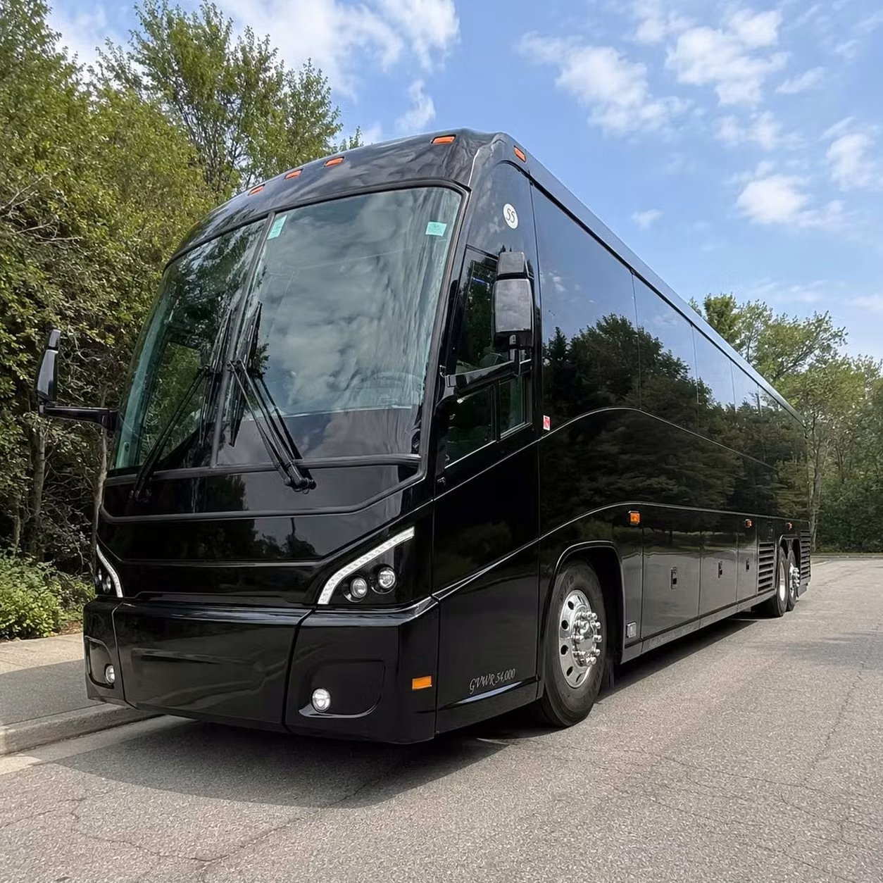 goshen charter buses for youth group outings and summer camps