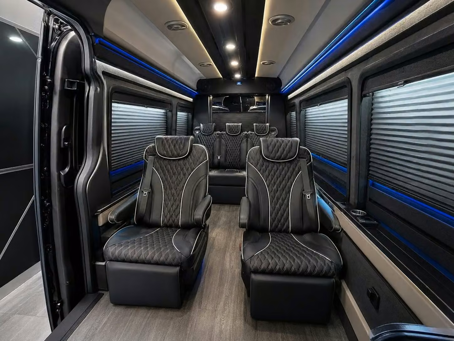 goshen on demand and contract shuttle services for airlines in goshen